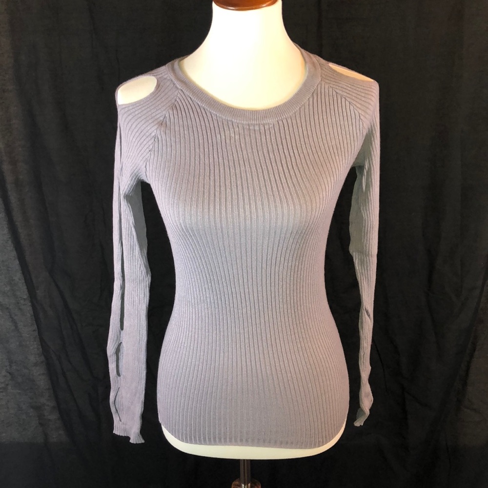 New Light knit sweater